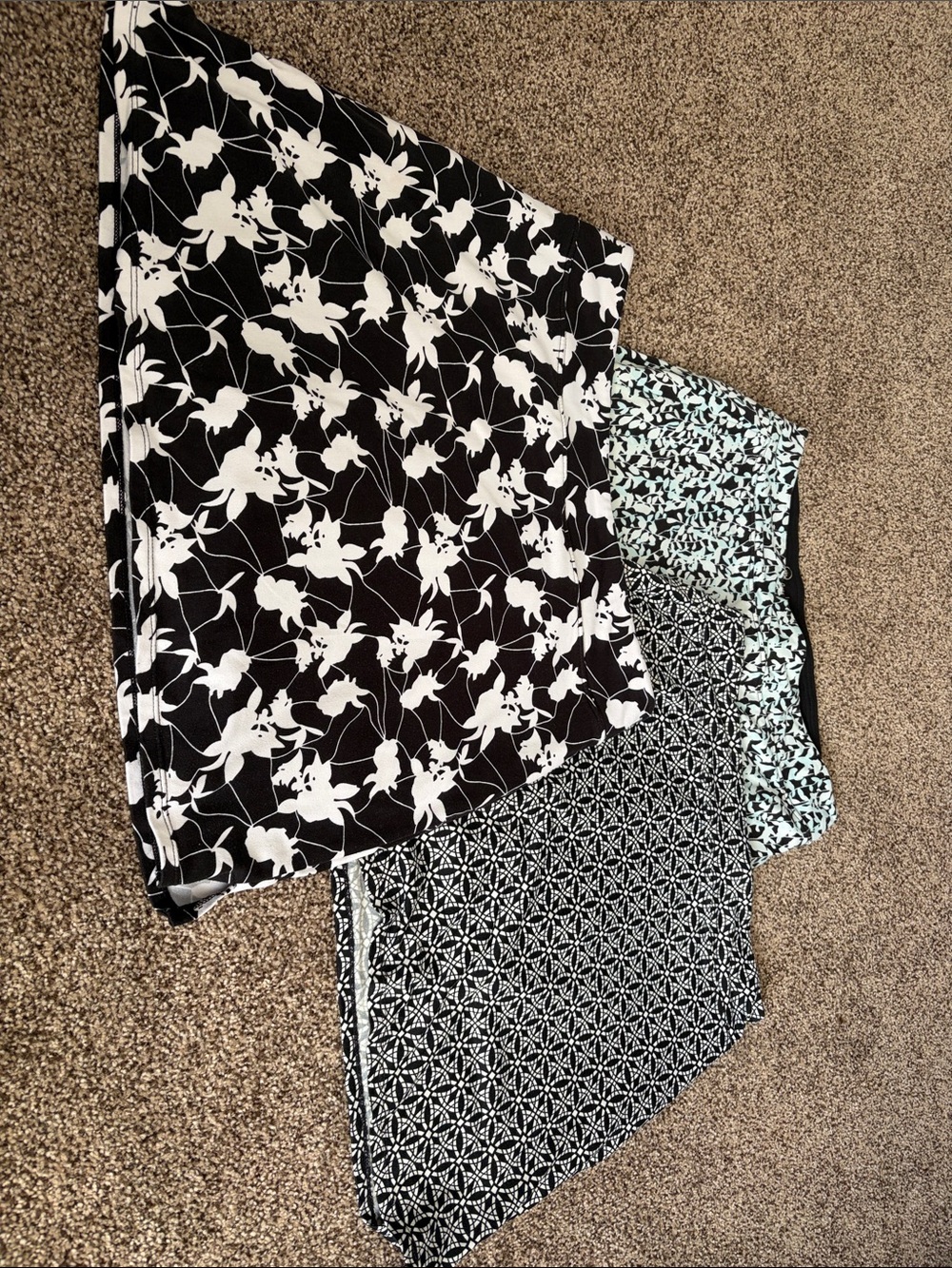 Tranquility by Colorado Clothing Black & White Printed Mini Skorts - Set of 3